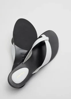 Hot & Other Stories Leather Thong Sandal