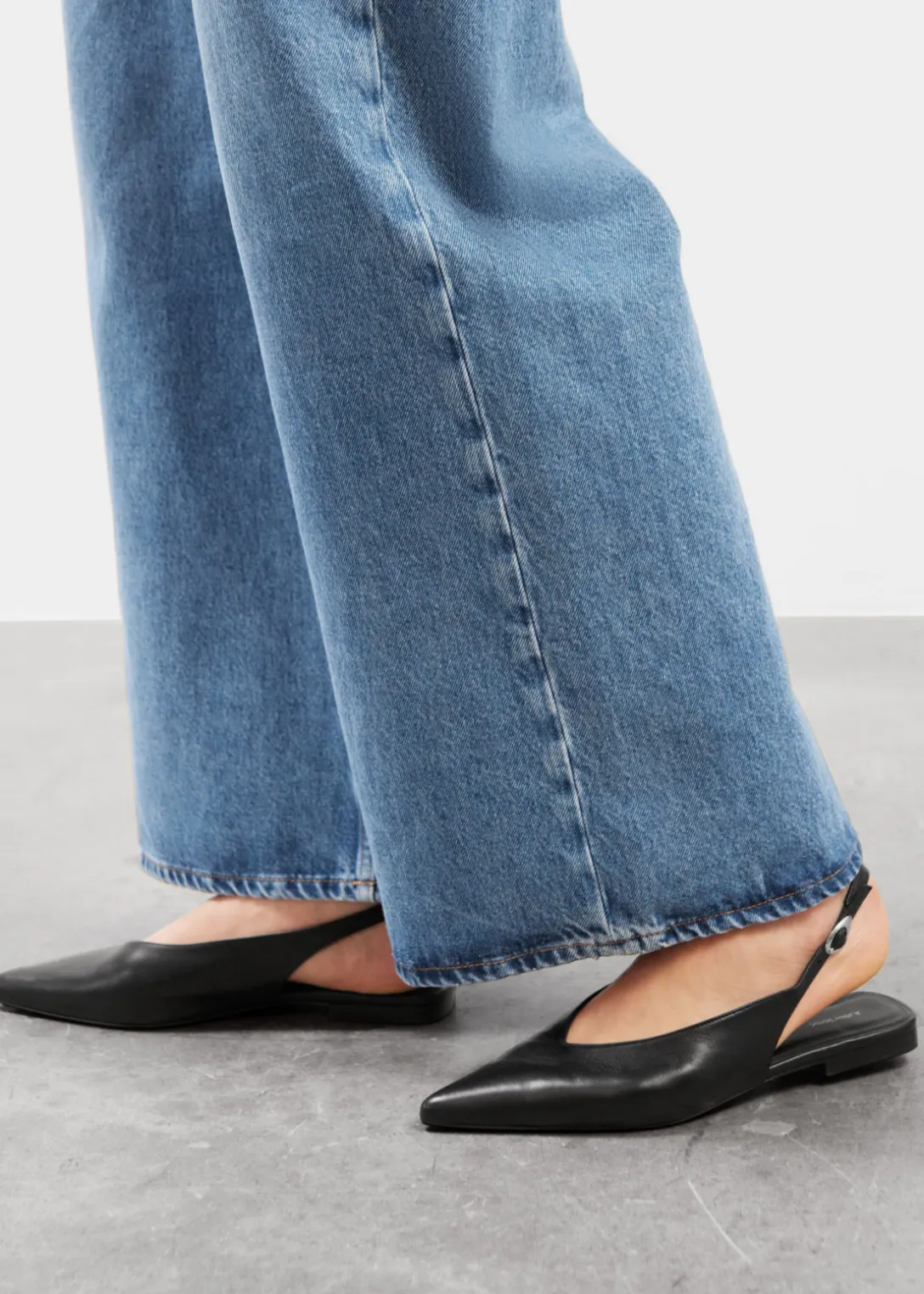 Hot & Other Stories Pointed Slingback Pumps Black