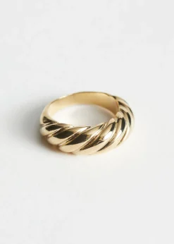 New & Other Stories Twisted Sphere Ring Gold